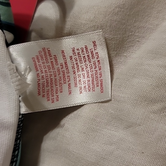 NWT 70s vibe PAisley print padded halter bikini top - Picture 4 of 6